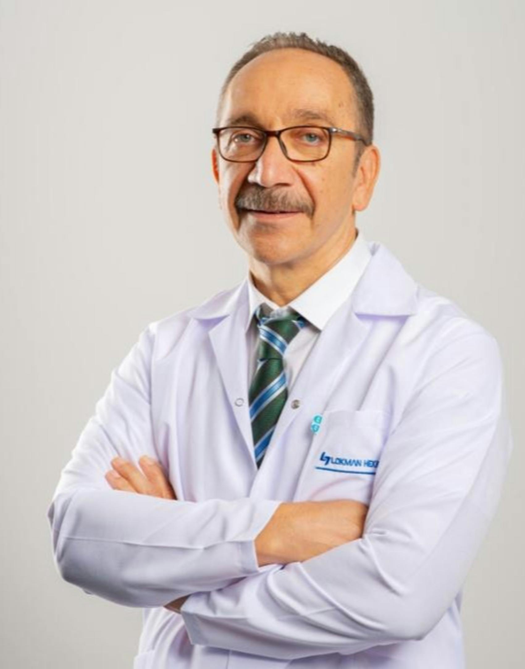 Dr. Yahya Ozel