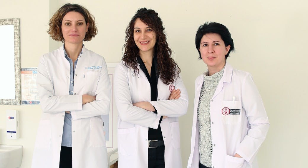 Ärztinnen für Brustchirurgie am GOP Hospital in Istanbul, Türkei