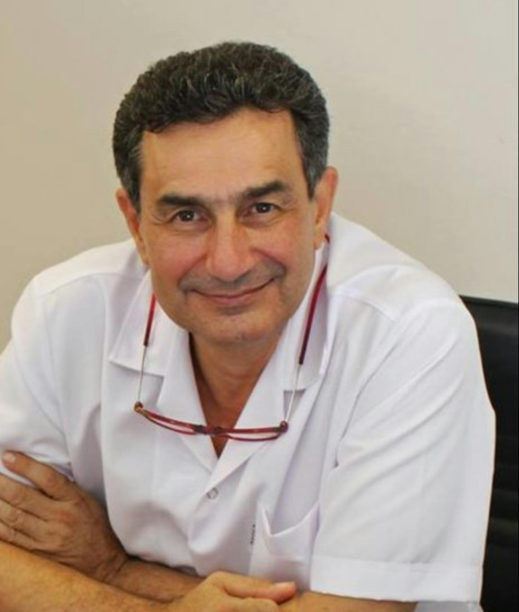 Dr. Ali Gokcen Akdal
